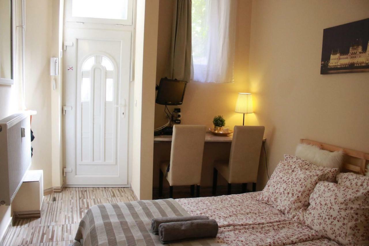 Budget Apartment Budapeste Exterior foto